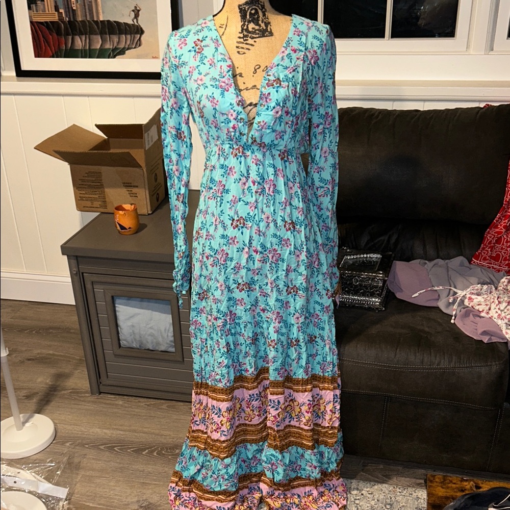 SHEIN Floral Long Sleeve Maxi Dress in Blue and Purple - Picture 5 of 7